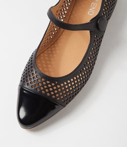 SANDOR TO BLACK PATENT LEATHER