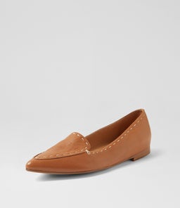 YIVI TO DK TAN LEATHER