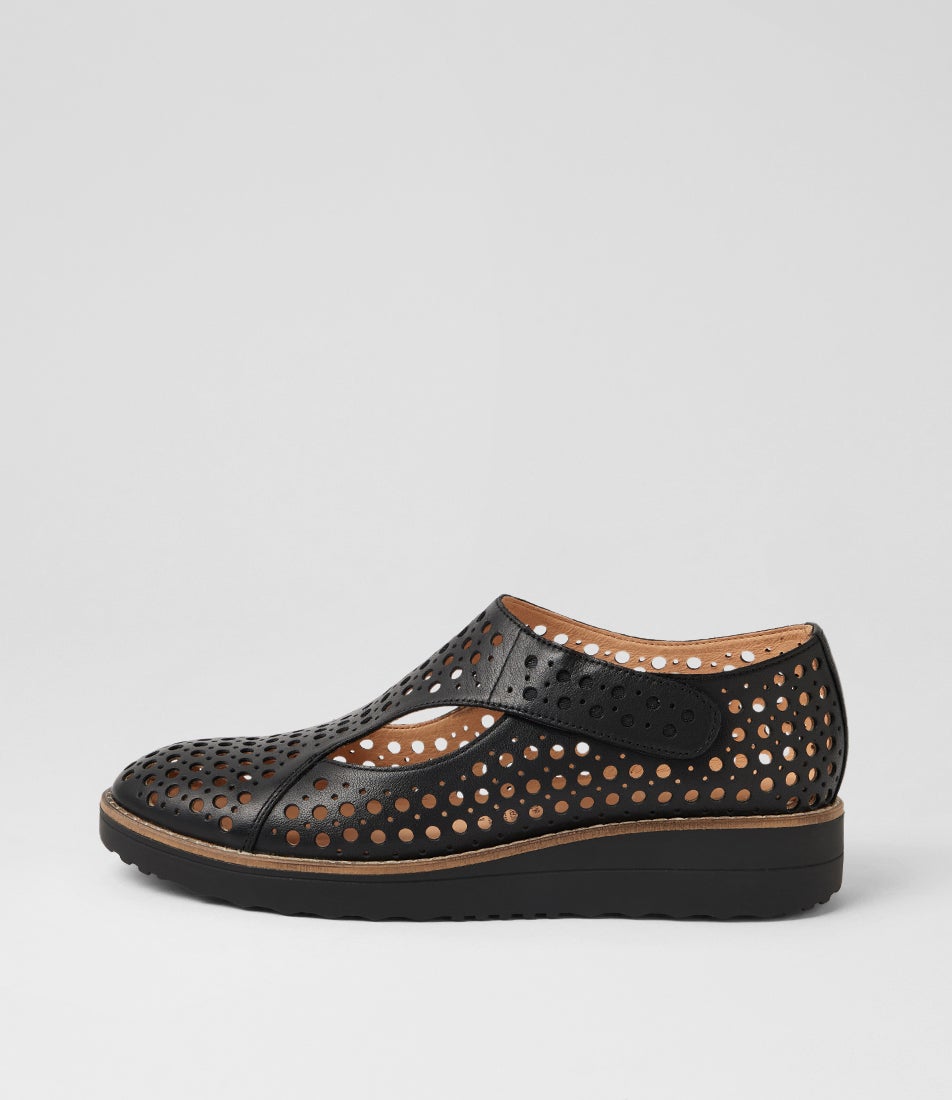 Olympa Black Leather Flat Shoes