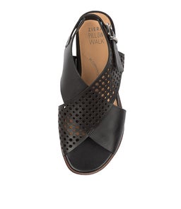 TREKA W ZR BLACK LEATHER