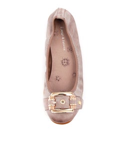 BELLEZ TAUPE DISTRESSED LEATHER