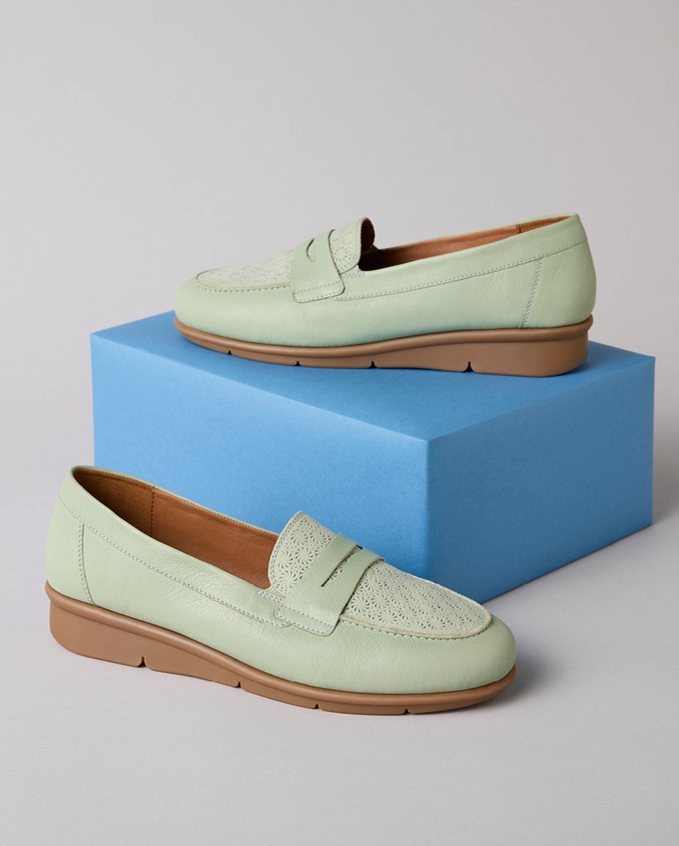 Women's Shoes